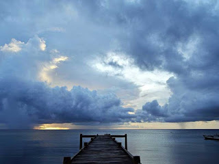 Senja di dermaga pulau Run Kepulauan Banda