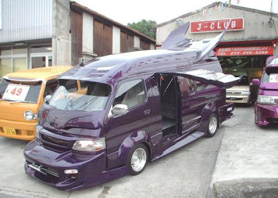 Japanese Gangster Custom Made Vans Seen On www.coolpicturegallery.net