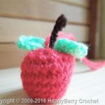 https://www.happyberry.co.uk/free-crochet-pattern/Mini-Apple/5061/