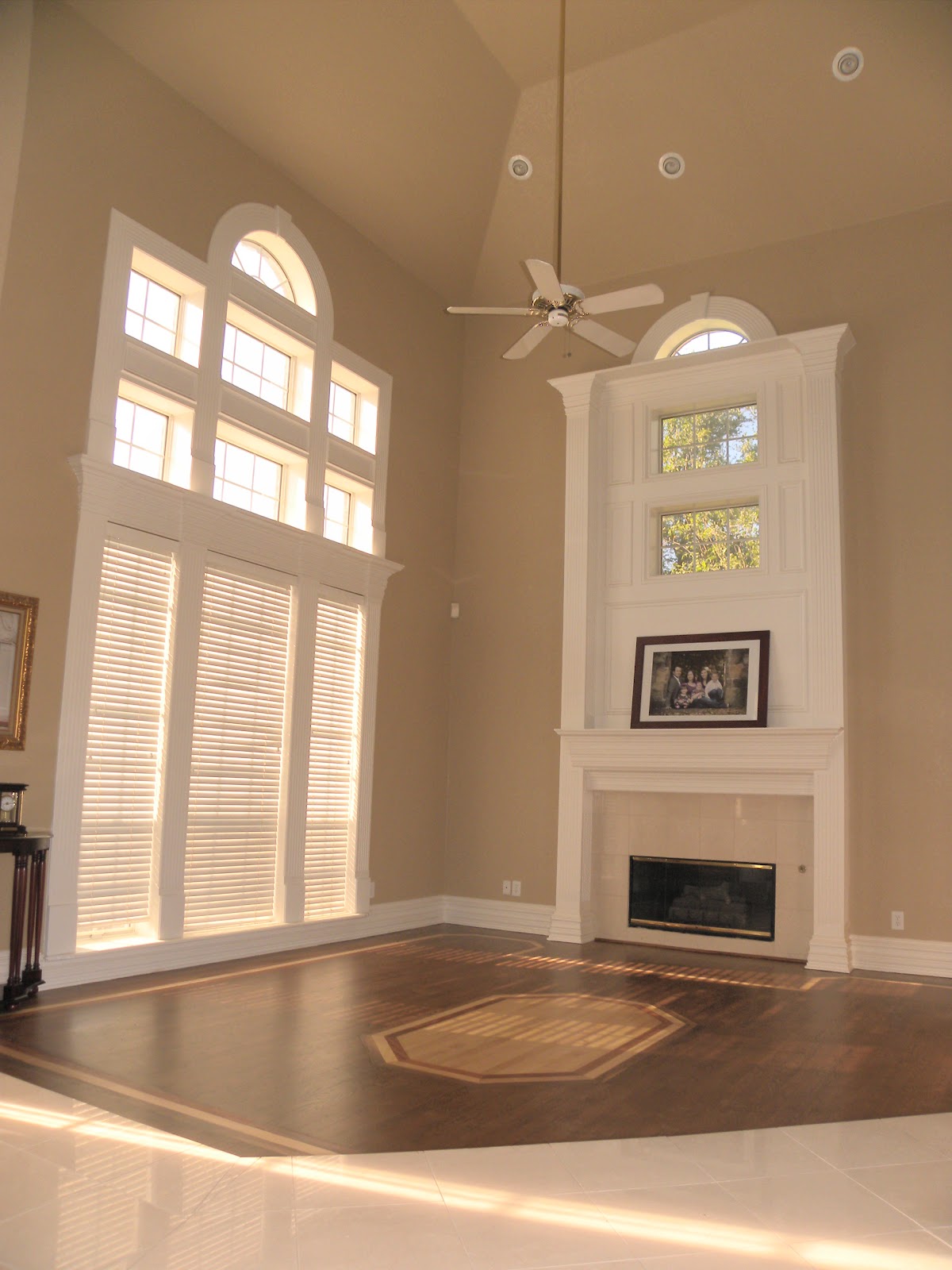 Living Room Turned Dining? title=