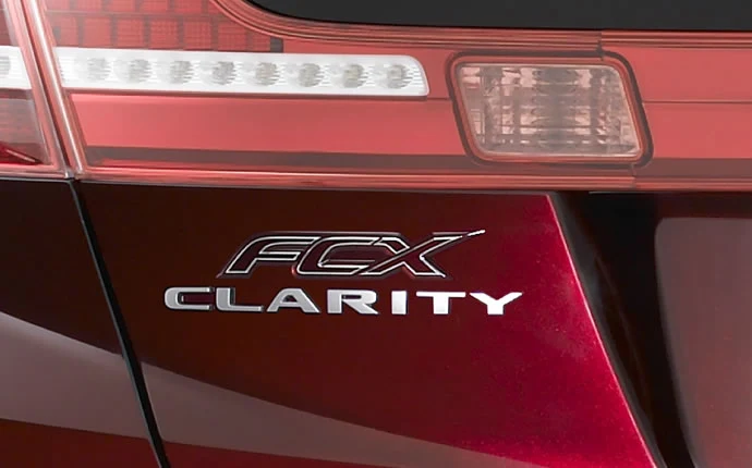 Đánh giá xe Honda Clarity 2017
