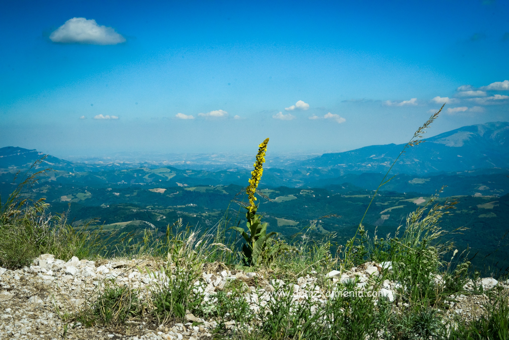 Monti sibillini trekking we Włoszech Dom z Kamienia blog Katarzyny Nowackiej