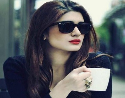 Kubra Khan – Biography, Age, Sisters, Marriage Movies, Dramas