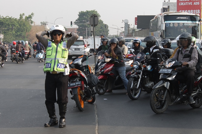 Lampu Merah Pintu Keluaar Tol Cijago Sering Rusak