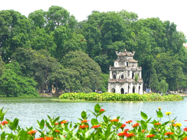 Top 8 Nice Places to Visit in Vietnam ha noi