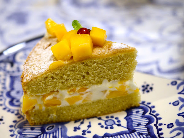 Mango Genoise