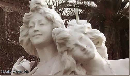Dos bailarinas - San Sebastián