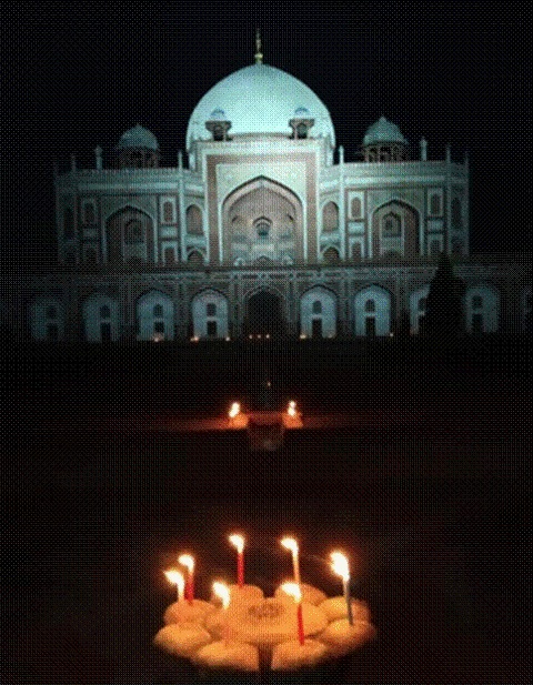 Respect of Corona Warriors: When Illuminated Humayun Tomb get Illuminated to fight against COVID-19