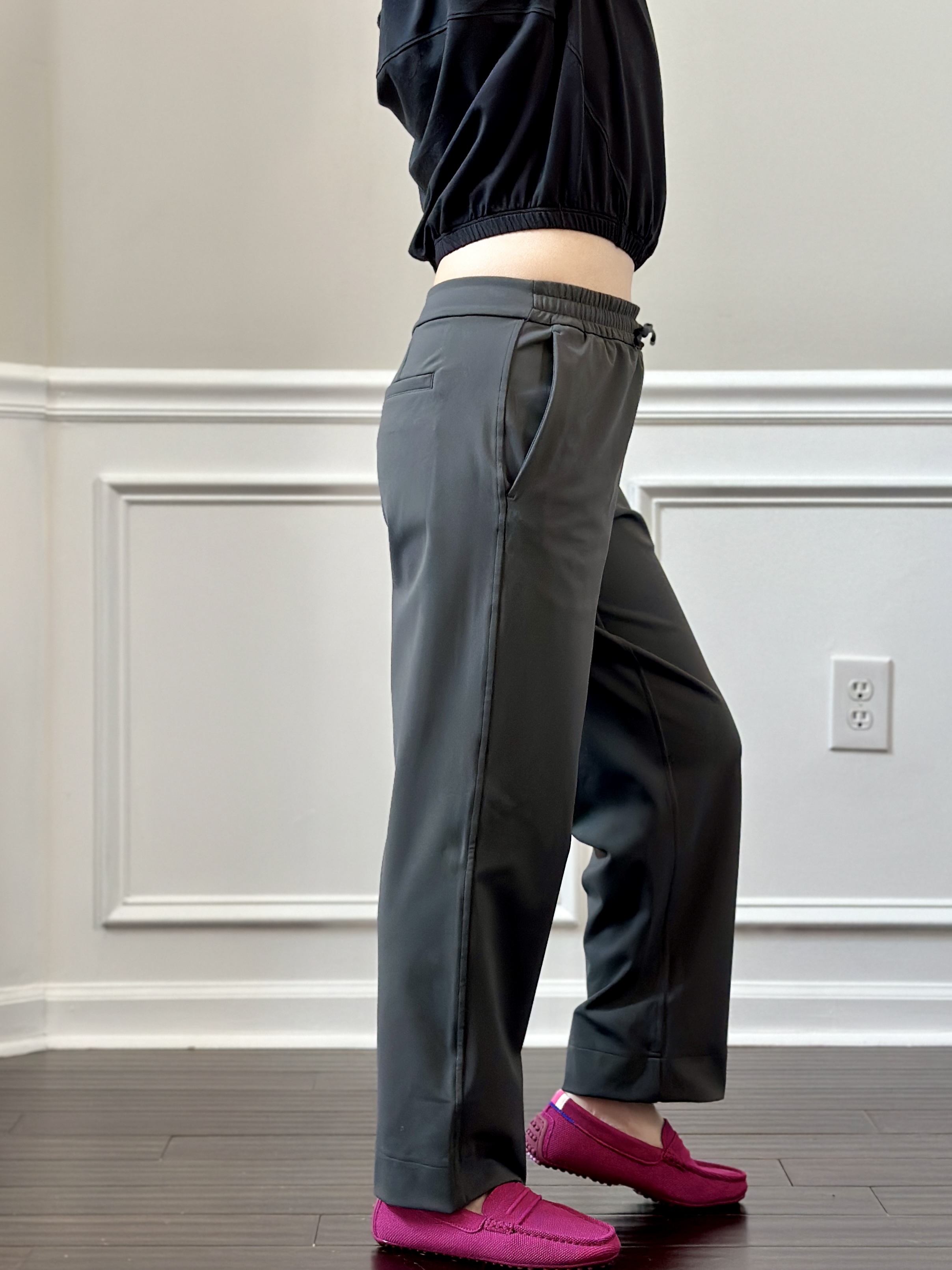 Fit Review! Tapered Leg Mid-Rise Crop 25 inch Luxtreme