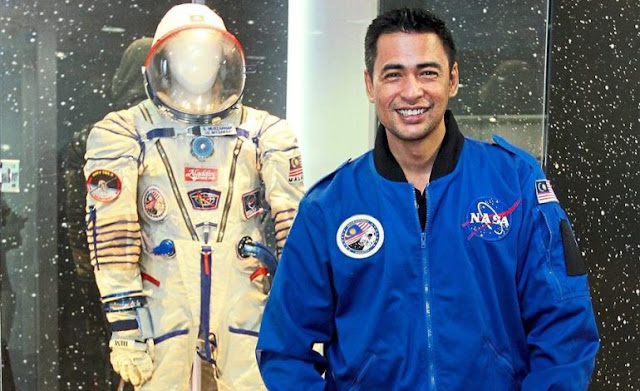 PENERANGAN DR. SHEIKH MUSZAPHAR TENTANG EARTH IS FLAT