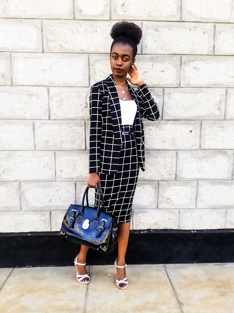 What To Wear To A Job Interview- A Skirt Suit