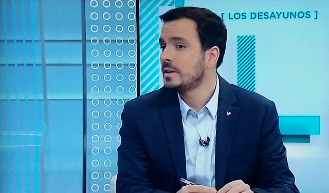 Garzón " Para mí la mejor forma de Estado es republicana, pero eso no debe estar reñido con la educación"