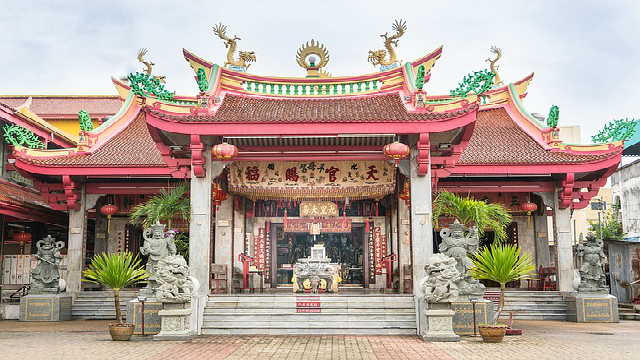 Phuket Buddhist Temples