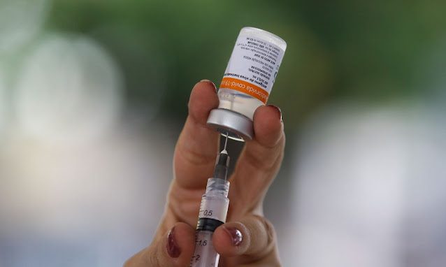 Covid-19: 58,5% do público-alvo no Brasil recebeu a primeira dose