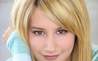 Celebrity Ashley Tisdale Desktop Wallpapers Gallery