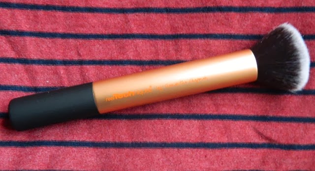 Real Techniques buffing brush review