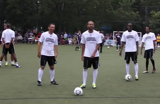 Youri Djorkaeff and Tony Parker featured in Steve Nash's charity match Showdown in Chinatown