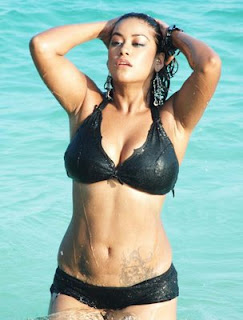 Mumaith Khan Bollywood actress pictures wllpepar free download
