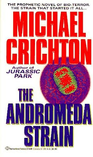 La amenaza de Andromeda, el primer libro de Crichton que leí, en español, claro