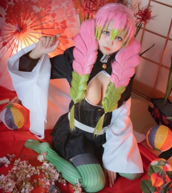 cosplay kanroji mitsuri paling best