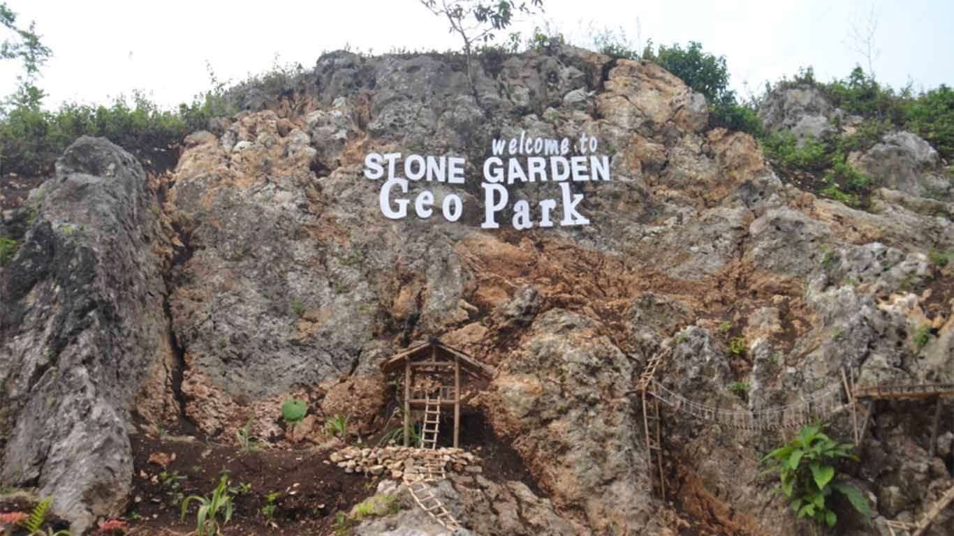 Stone Garden,  Padalarang.