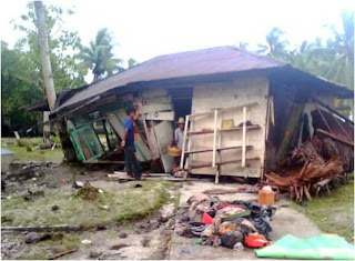 Foto-Foto Pasca Tsunami Mentawai Sumatra Barat