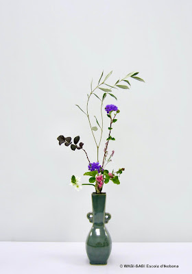 Ikebana-tatehana-wabisabi-escoladikebana