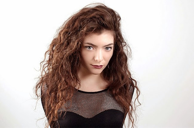 http://www.billboard.com/articles/news/5740789/lorde-topping-hot-100-feels-like-christmas