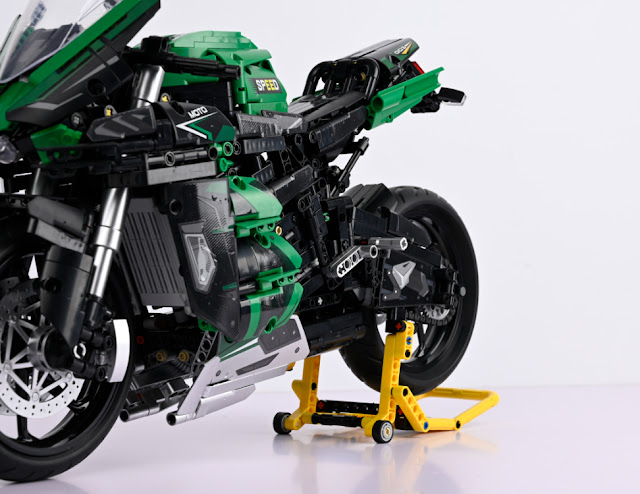 Nifeliz H2 Motorcycle Model Building Kit Compatible With Lego Technic