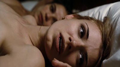 Elena Anaya and Natasha Yarovenko Lesbian Sex Scene, Room In Rome Lesbian Scene lesmedia