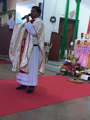 thanks giving mass 11