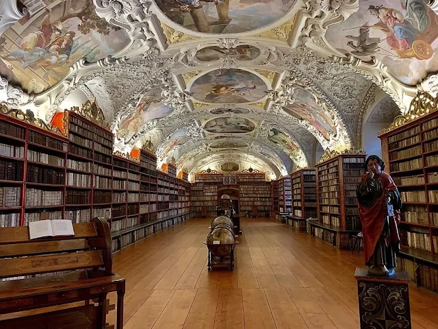 Strahov Manastır Kütüphanesi, Prag, Çek Cumhuriyeti