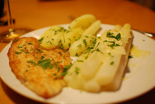 Fried plaice, asparagus and new potatoes