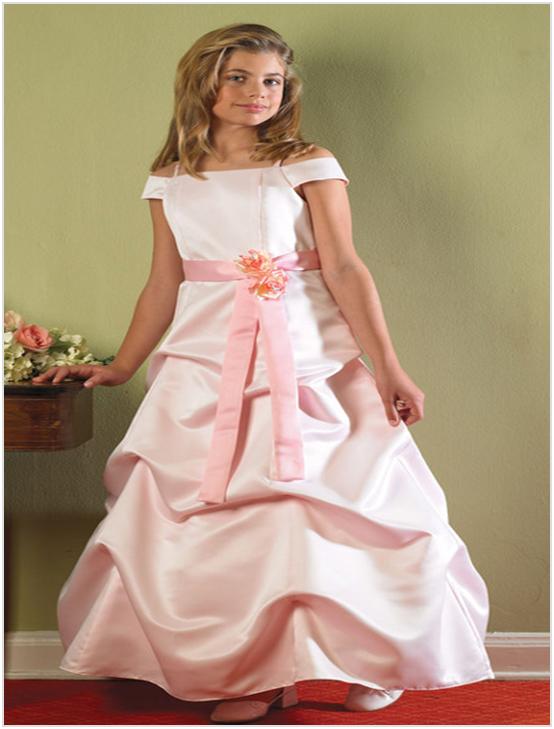 Wedding attire for flower girls