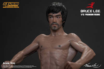 Bruce Lee Premium 1:12 Scale Action Figure