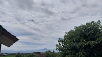 Tiba-Tiba Terdengar 6 Dentuman dari Langit di Bandung