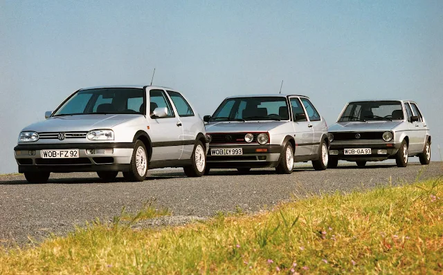 VW Golf GTI: Mk2 x Mk2 x Mk1