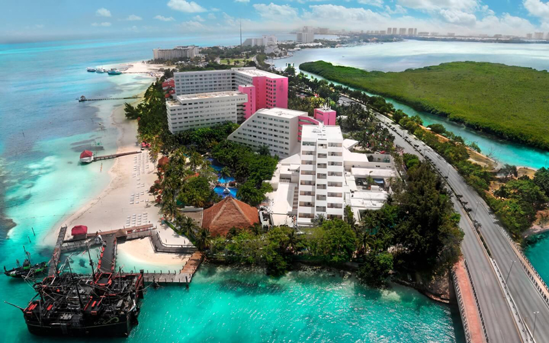 The 10 Best All-Inclusive Resorts in Cancun for Families