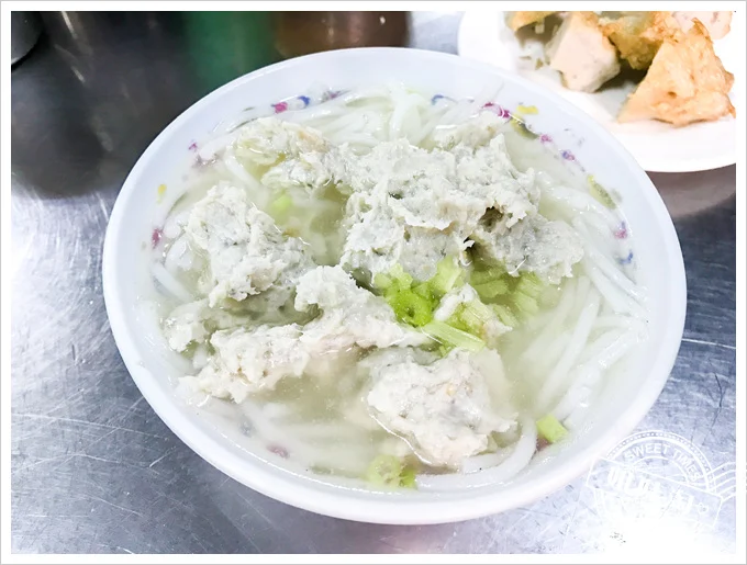 大溝頂虱目魚米粉湯丸子米粉湯