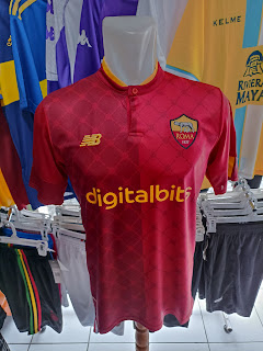 Jual Jersey AS Roma Home 2022/2023 di toko jersey jogja sumacomp, harga murah barang berkualitas