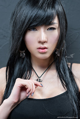 Casual-Hwang-Mi-Hee-very cute asian girl-girlcute4u.blogspot.com