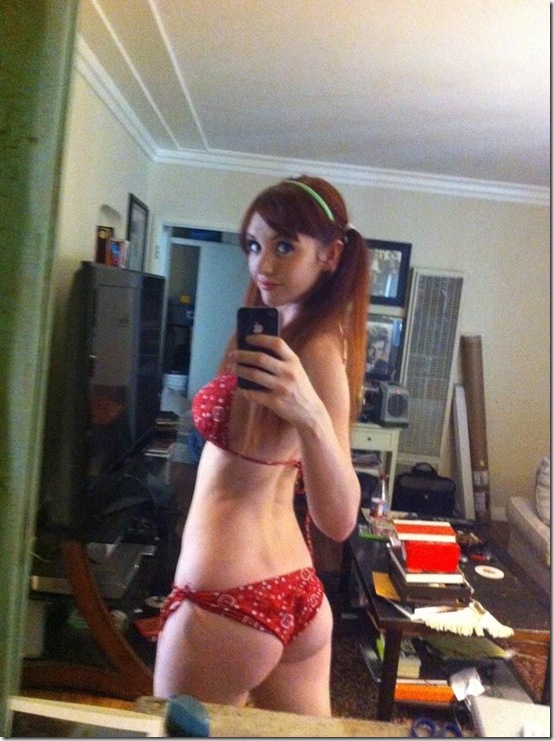 Veronica-Ricci-hot-camera-phone-pics-32