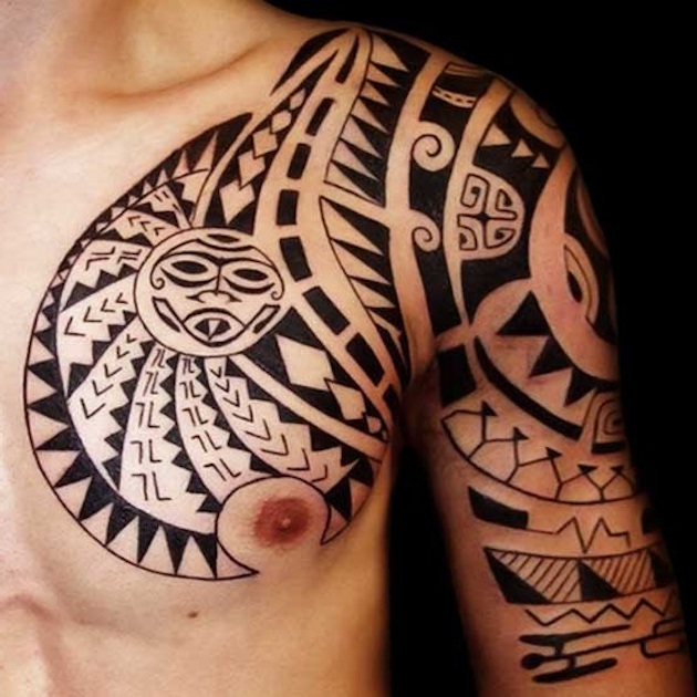 Esta bela maori híbrido de tatuagem