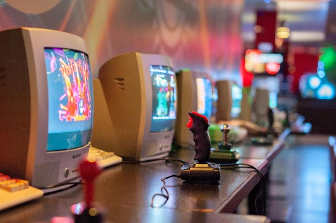 Famous Electronic Games - They Are Not Just for Kids Anymore