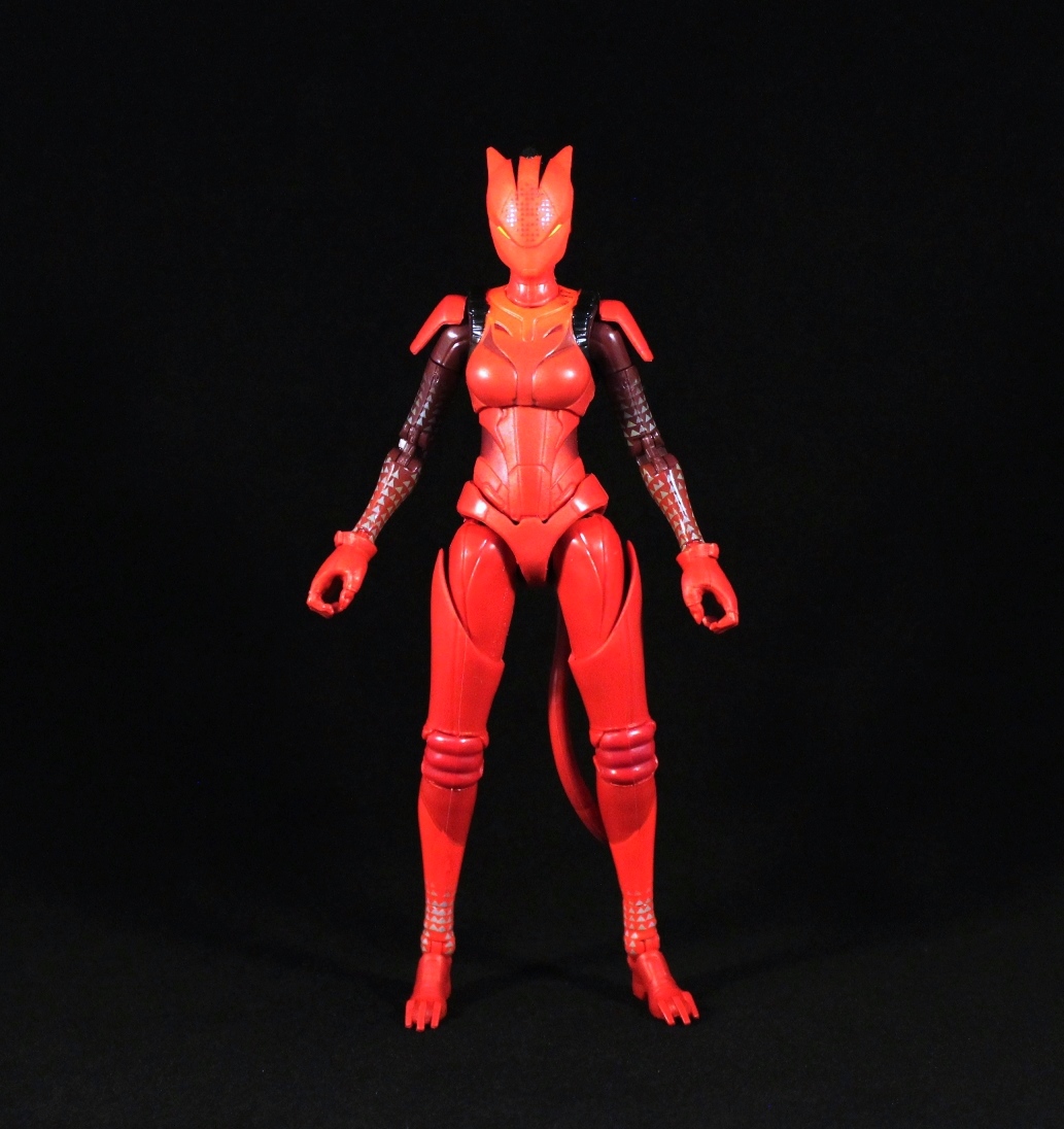 She's Fantastic: LYNX (RED)!