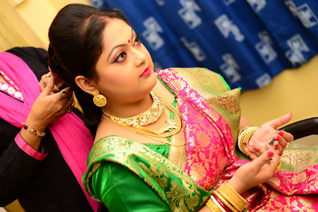 Bengali Bridal Reception Look