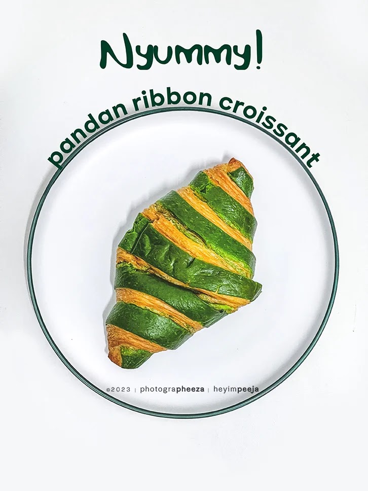 Pandan Ribbon Croissant Starbucks