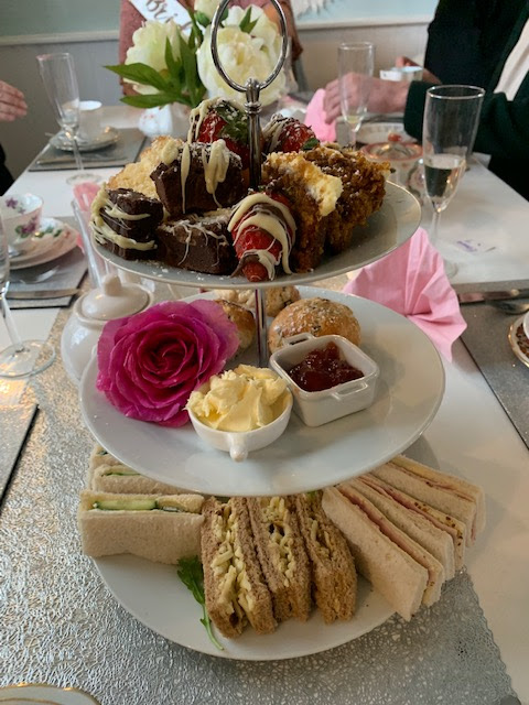 Afternoon tea cake stand, with three tiers