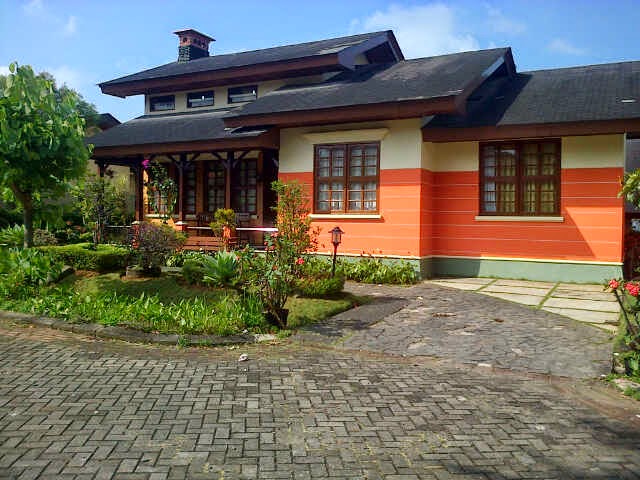 sewa villa di puncak kota bunga