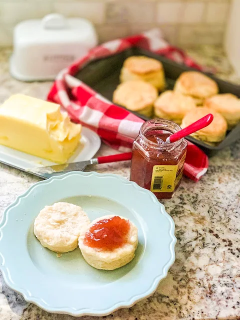 2-Ingredient Cream Biscuits, tender, flaky, and scrumptious biscuits every time you make them.  Simple biscuits using self rising flour and heavy whipping cream.  A cream biscuit recipe is a cook's best short cut secret.